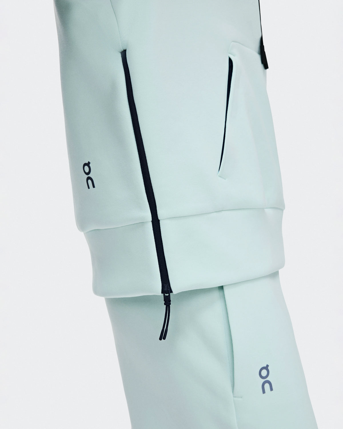 Focus Tech Hoodie