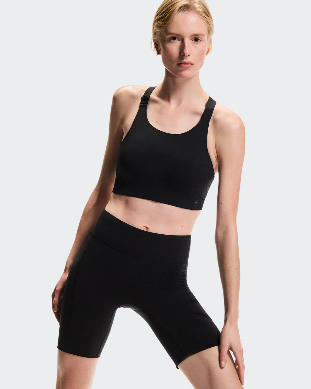 8" Performance Tights
